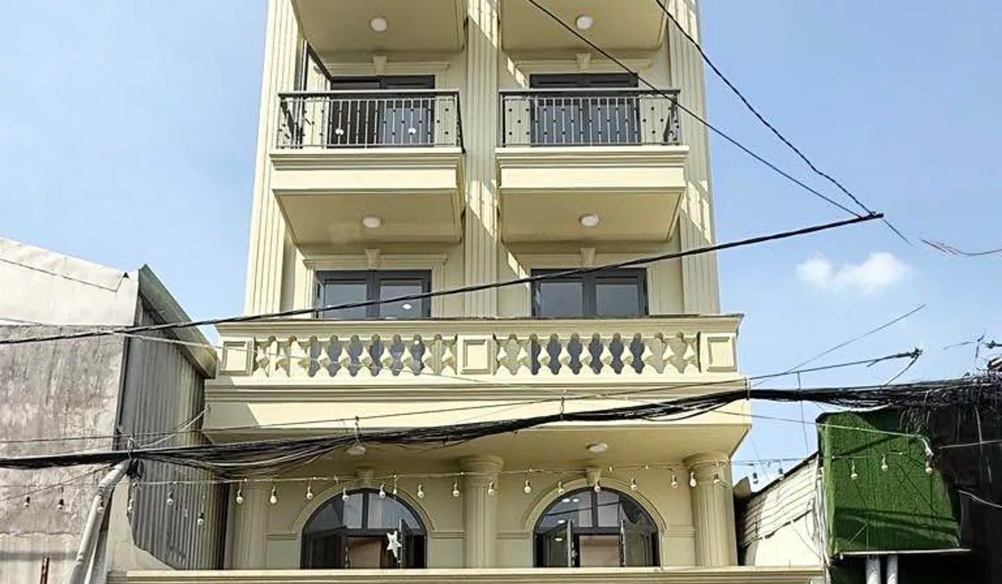 Bán CHDV Mặt Tiền Gần Bờ Kè Tham Lương, 7 tầng 152m²... Bán nhà mặt phố tại An Hội Đông, Hồ Chí Minh 01