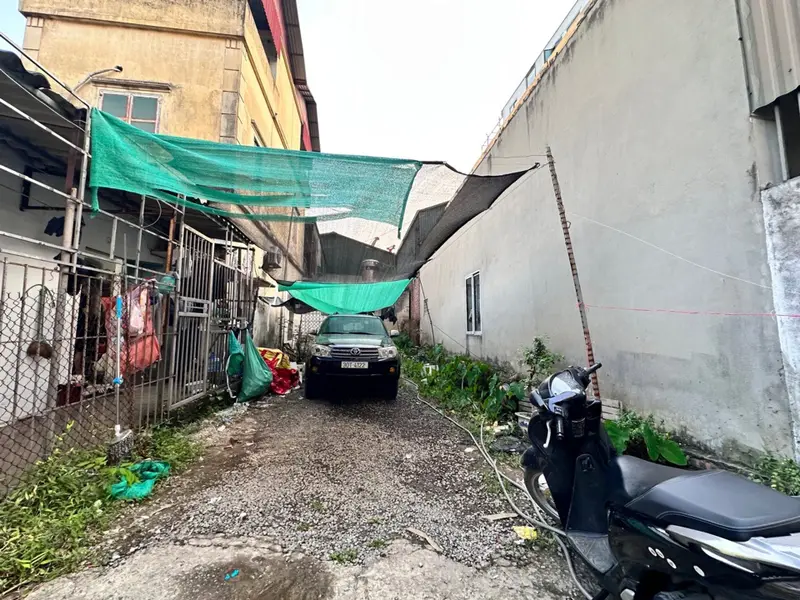 Bán đất 70,5m2 tại Bát Khối, mặt tiền 4,7m, giá 11,3 tỷ... Bán đất tại Long Biên, Hà Nội 01