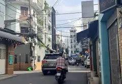 Nhà phố rộng 141m2, 6PN, xe hơi vào thoải mái, trung tâm Tân Bình... Bán nhà riêng tại Tân Sơn Nhất, Hồ Chí Minh 02