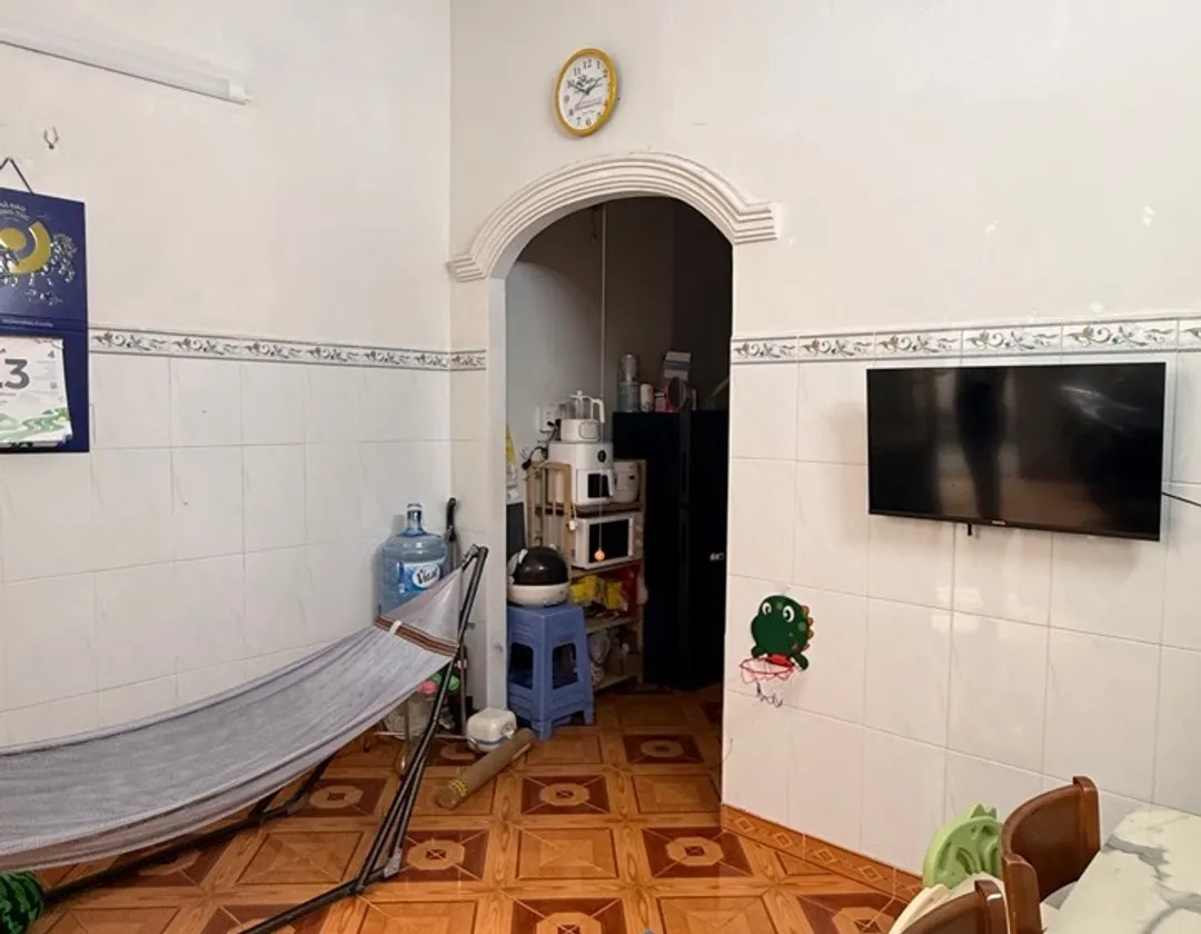 Nhà 2 tầng vuông vức, không gian sống tiện nghi ở Phú Thạnh... Bán nhà riêng tại Phú Thạnh, Hồ Chí Minh 01
