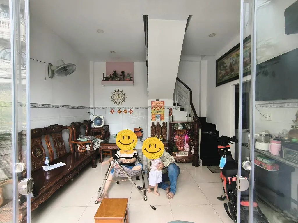 Nhà mặt phố 2 tầng rộng 73m² mặt tiền 8.6m tại quận kinh doanh sầm uất... Bán nhà mặt phố tại Phú Thạnh, Hồ Chí Minh 01
