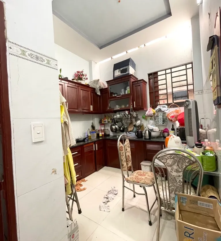 Bán nhà mặt phố 4 tầng, diện tích 10.6m2, Tân Bình... Bán nhà mặt phố tại Bảy Hiền, Hồ Chí Minh 01