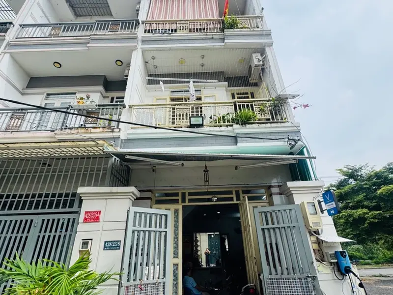 Nhà 3 Tầng Hai Mặt Tiền Hẻm Trung Tâm Nhà Bè Rộng 80m²... Bán nhà riêng tại Nhà Bè, Hồ Chí Minh 01