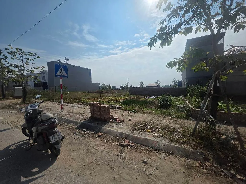 Cơ hội sở hữu đất mặt phố rộng 13.5m tại xã Trung Giã, Hà Nội giá bất ngờ... Bán đất tại Trung Giã, Hà Nội 01