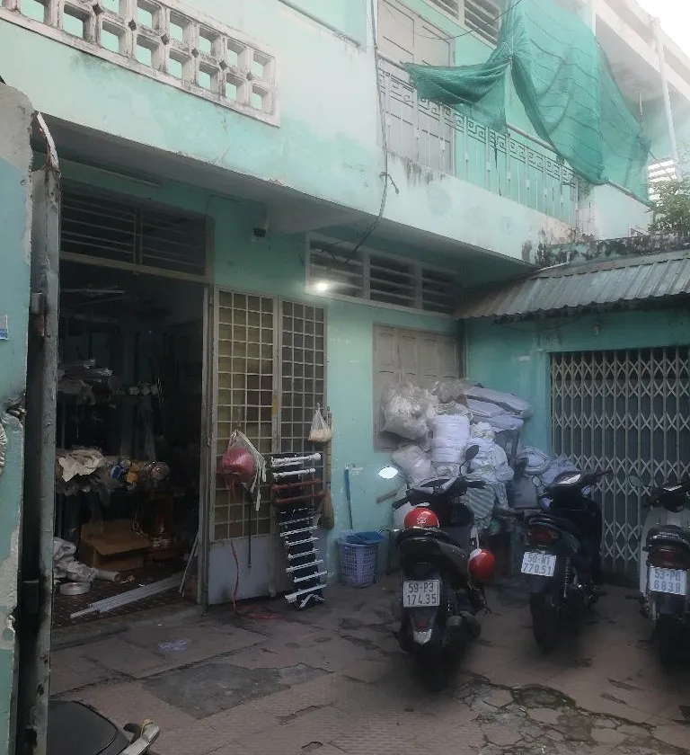 Nhà ngay trung tâm Tân Bình, mặt tiền rộng 12m, giá hấp dẫn... Bán nhà riêng tại Tân Hòa, Hồ Chí Minh 01