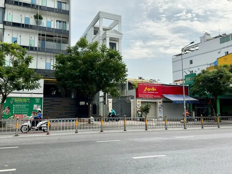Cơ Hội Vàng Sở Hữu Nhà 2 Tầng Gần Mặt Tiền Phạm Văn Chí, Giá Tốt Hiếm Có... Bán nhà riêng tại Bình Tiên, Hồ Chí Minh 01