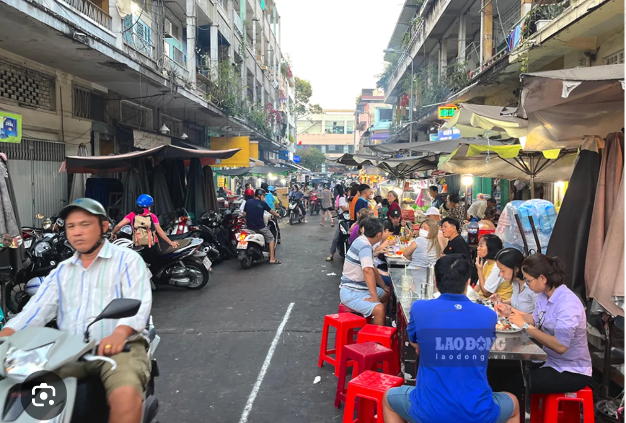 B.a'n Nh.aMẶT TIỀN gần chợ Phù Hưng - thuận kiều plaza – 7 TẦNG THANG MÁY – 57m2 nở hậu 5.1m - gần... Bán nhà mặt phố tại Phú Thọ, Hồ Chí Minh 01