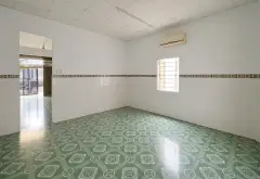 Nhà phố Lạc Long Quân – hiếm có, mặt tiền 5m, hẻm xe hơi thoáng... Bán nhà riêng tại Bảy Hiền, Hồ Chí Minh 10