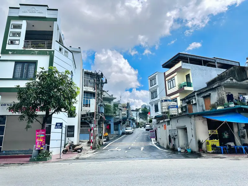 Cơ hội sở hữu nhà mới 3 tầng 3 phòng ngủ tại Phường Cao Xanh giá tốt... Bán nhà riêng tại Cao Xanh, Quảng Ninh 01