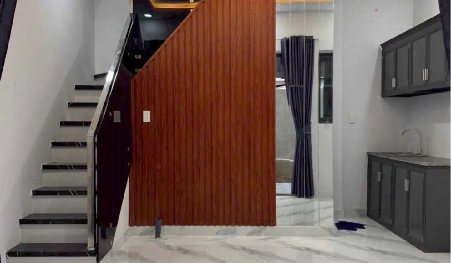 Nhà 2 tầng ở Phú Thuận Quận 7, giá 1.55 tỷ, diện tích 21m2... Bán nhà riêng tại Phú Thuận, Hồ Chí Minh 01