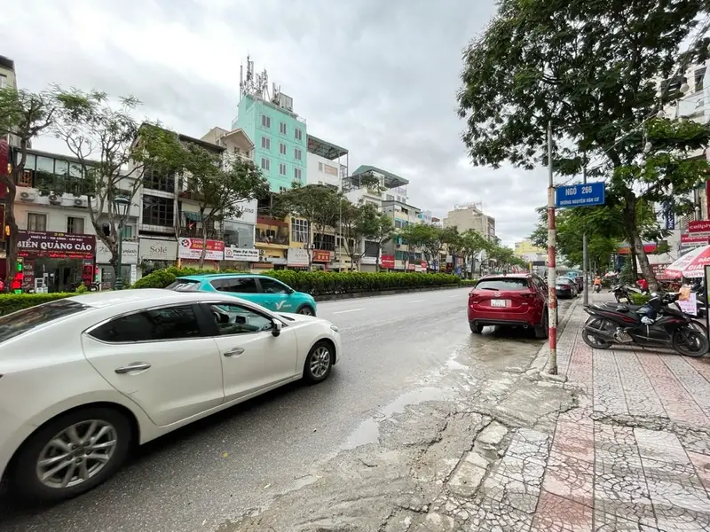 Nhà 5 tầng hiện đại ngay trung tâm Long Biên, rộng rãi tiện nghi... Bán nhà riêng tại Bồ Đề, Hà Nội 01
