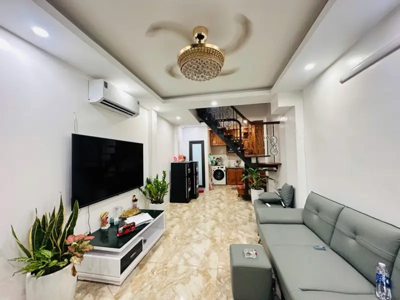Bán nhà 5 tầng tại phường Từ Liêm, gần sân bóng quốc gia giá 6.95 tỷ... Bán nhà riêng tại Từ Liêm, Hà Nội 01