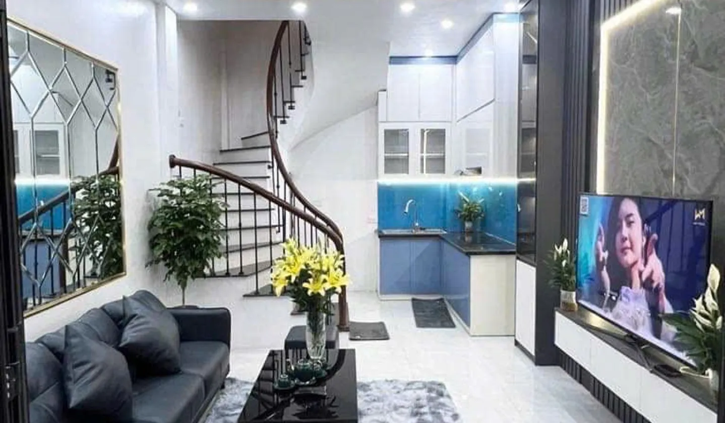 Bán nhà riêng 5 tầng tại trung tâm quận Đống Đa, diện tích 23.6 m2, pháp lý rõ ràng... Bán nhà riêng tại Văn Miếu - Quốc Tử Giám, Hà Nội 01