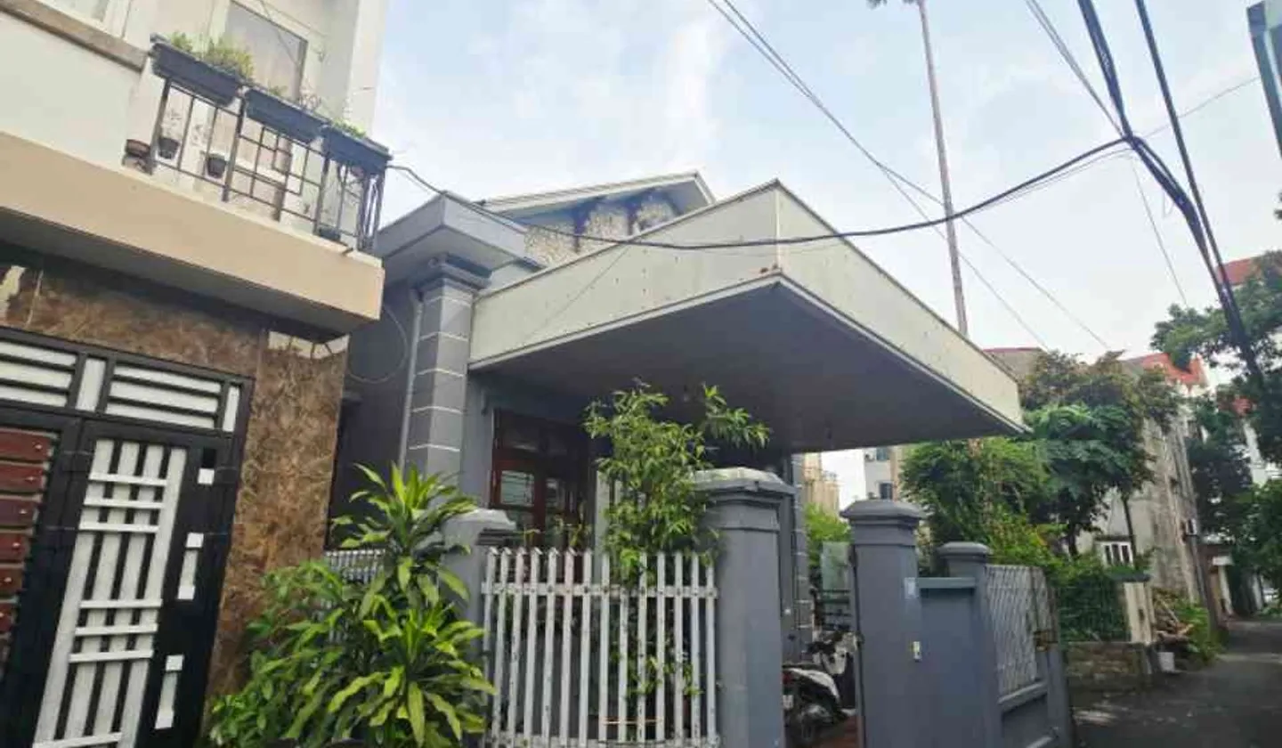 Cơ hội sở hữu nhà đẹp giá tốt gần Quốc lộ 6 - Giá chào mới chỉ 6.9 tỷ... Bán nhà riêng tại Chương Mỹ, Hà Nội 01