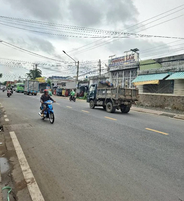 Nhà mặt phố rộng rãi, giá tốt tại Đinh Đức Thiện... Bán nhà mặt phố tại Hưng Long, Hồ Chí Minh 01
