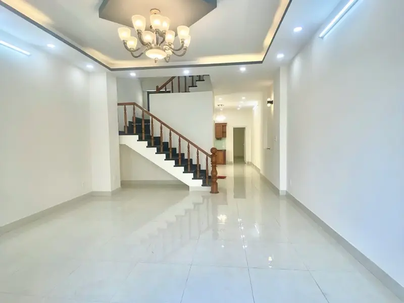 NHÀ 2 TẦNG HOÀN CÔNG - HẺM OTO TRÁNH - XÂY 2 CĂN - DÒNG TIỀN ỔN ĐỊNH... Bán nhà riêng tại Nhà Bè, Hồ Chí Minh 01