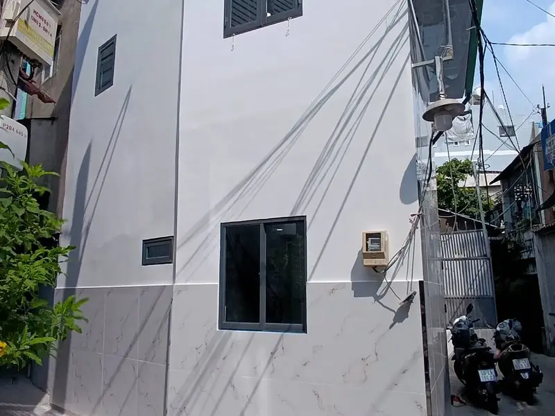 Bán nhà riêng 2 tầng ngay cầu nguyễn tri phương quận 8, giá 3.3 tỷ còn thương lượng... Bán nhà riêng tại Chánh Hưng, Hồ Chí Minh 01
