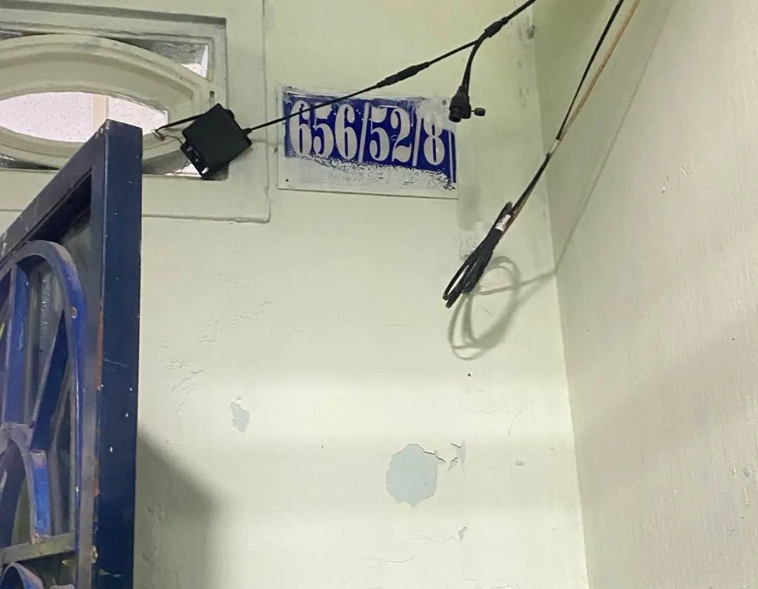 Bán nhà 2 tầng, 2 phòng ngủ, Quận 3, hẻm xe tải né nhau... Bán nhà riêng tại Nhiêu Lộc, Hồ Chí Minh 01