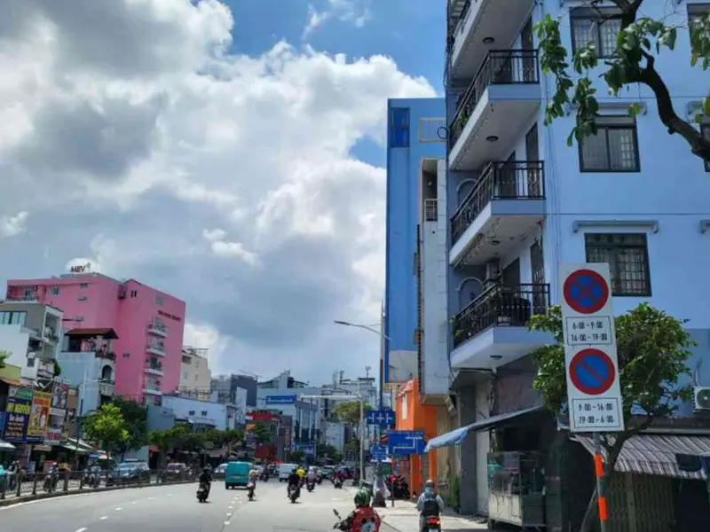Nhà phố 6 tầng sang trọng, vị trí vàng Quận 1... Bán nhà mặt phố tại Cầu Ông Lãnh, Hồ Chí Minh 01