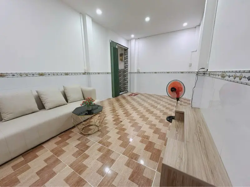 Nhà 4 tầng 30m2 hẻm sau mặt tiền tại quận Bình Thạnh giá 4.8 tỷ... Bán nhà riêng tại Bình Thạnh, Hồ Chí Minh 01