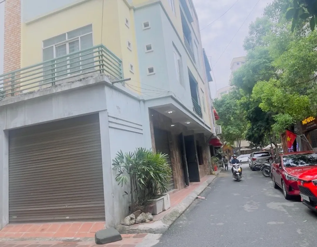 SIÊU PHẨM PHÂN LÔ NGUYỄN THỊ ĐỊNH. LÔ GÓC - VỈA HÈ-1 NHÀ RA PHỐ... Bán biệt thự, liền kề tại Yên Hòa, Hà Nội 01