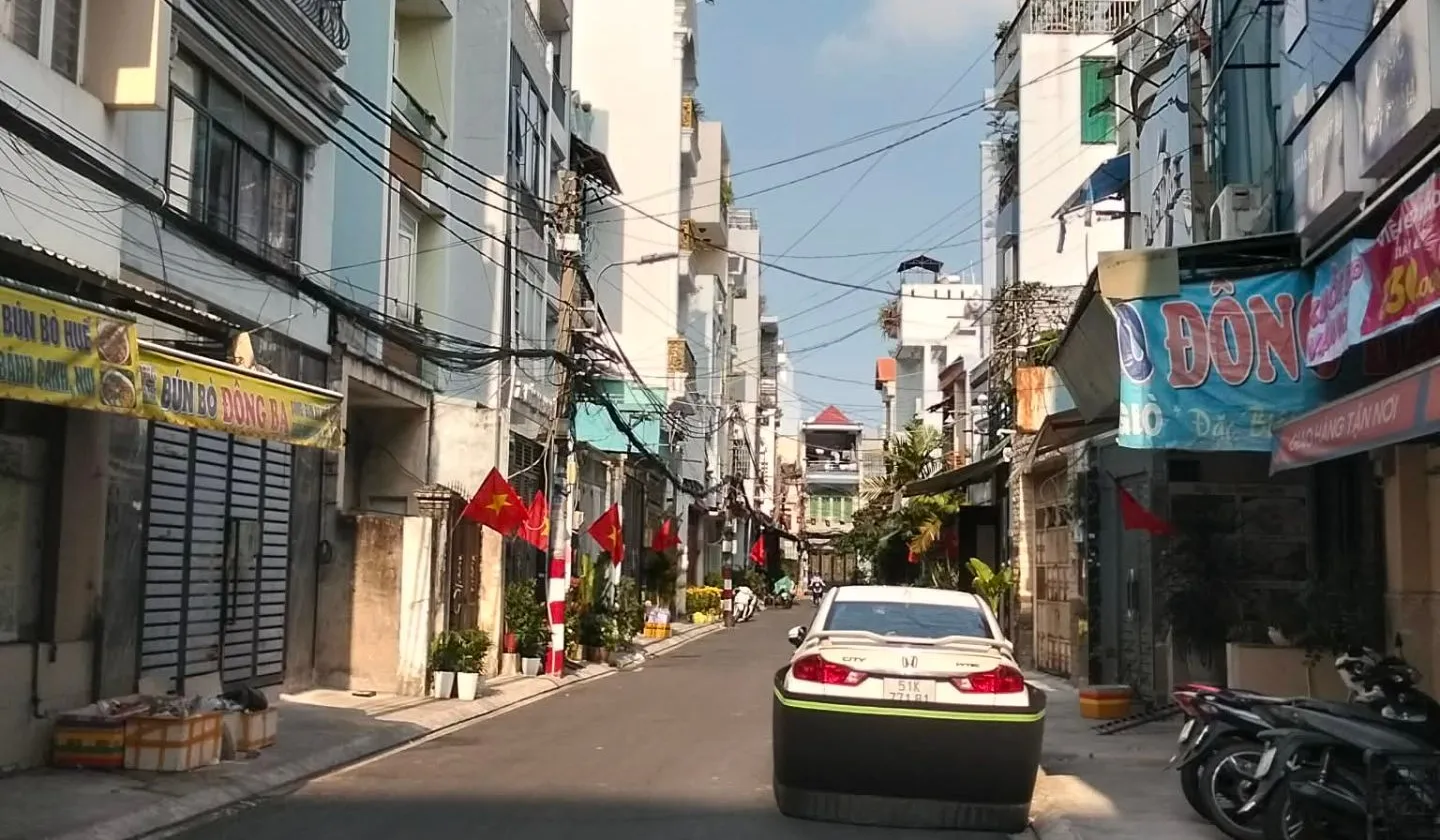 Bán nhà 5 tầng mặt phố Tân Bình giá 8 tỷ, diện tích 30m2... Bán nhà mặt phố tại Bảy Hiền, Hồ Chí Minh 01