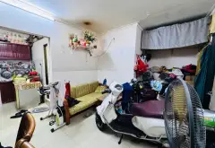 Nhà nằm trong trung tâm quận, không gian thoáng tiện trồng cây xanh.... Bán nhà riêng tại Tân Định, Hồ Chí Minh 04