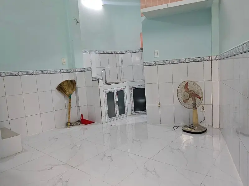 Nhà 2 tầng 15m2, 1PN 2WC, quận 6, giá chỉ 1.8 tỷ... Bán nhà riêng tại Bình Phú, Hồ Chí Minh 01