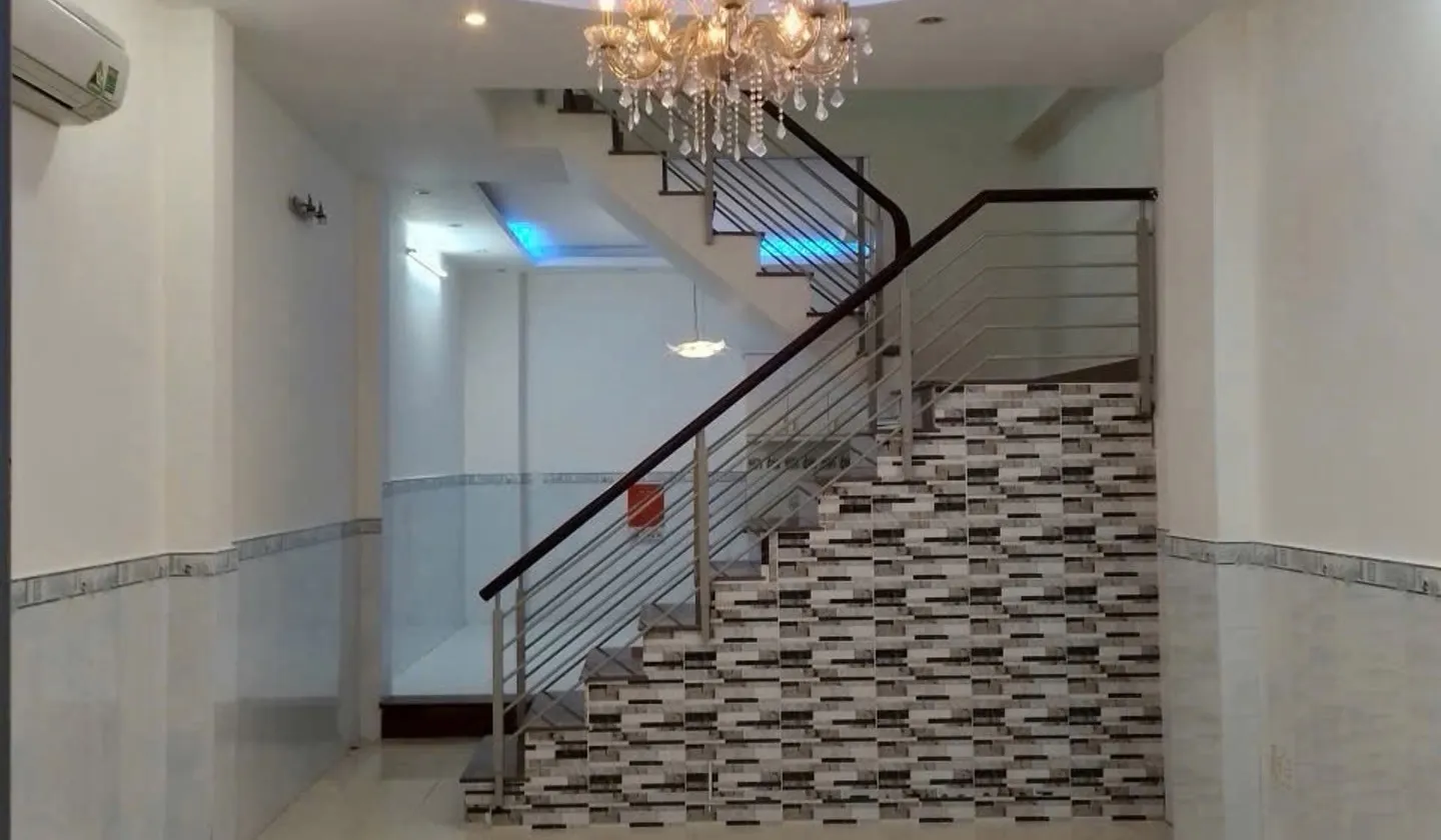 Nhà 2 tầng 60m2 hẻm xe hơi rộng tại Bình Thạnh giá 7.1 tỷ... Bán nhà riêng tại Bình Thạnh, Hồ Chí Minh 01