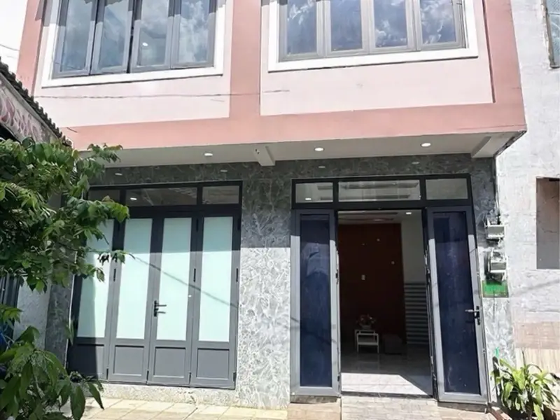 NHÀ MỚI HẺM XE HƠI GÒ XOÀI – NGANG HIẾM 6.5M – CHỈ 4.53 TỶ
- 33m² , 1 trệt 1 lầu, 2 phòng ngủ... Bán nhà riêng tại Bình Hưng Hòa, Hồ Chí Minh 01