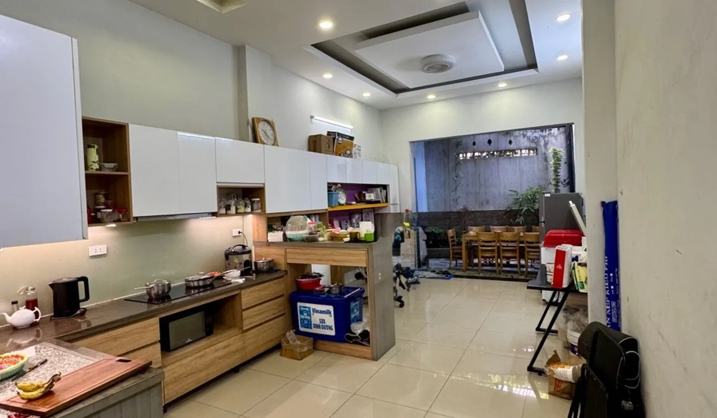 90 m _ 2 lầu _ hẻm xe hơi _ nhà dài 25 m chốt nhanh... Bán nhà riêng tại Thới An, Hồ Chí Minh 01