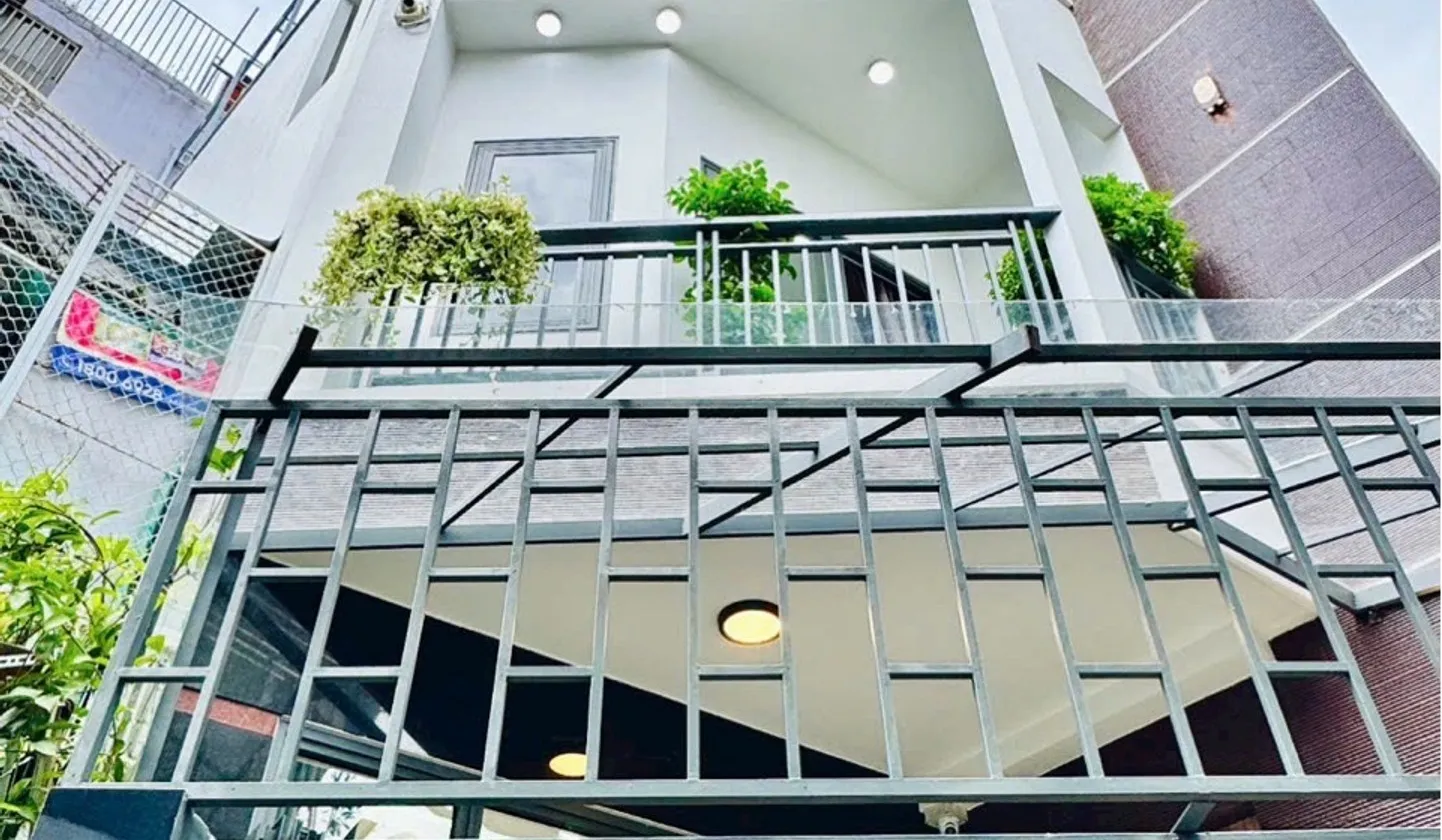 Nhà mới 4 tầng Nguyễn Kiệm, không gian thoải mái giá hợp lý... Bán nhà riêng tại Hạnh Thông, Hồ Chí Minh 01