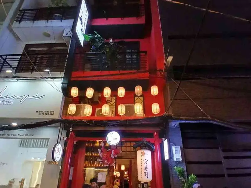 Nhà phố Quận 1 giá trị vàng cho nhà đầu tư thông thái... Bán nhà mặt phố tại Bến Thành, Hồ Chí Minh 01