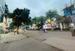 Bán nhà riêng 5 tầng tại quận Cầu Giấy, trung tâm, ô tô tránh, 3 mặt thoáng... Bán nhà riêng tại Yên Hòa, Hà Nội 03