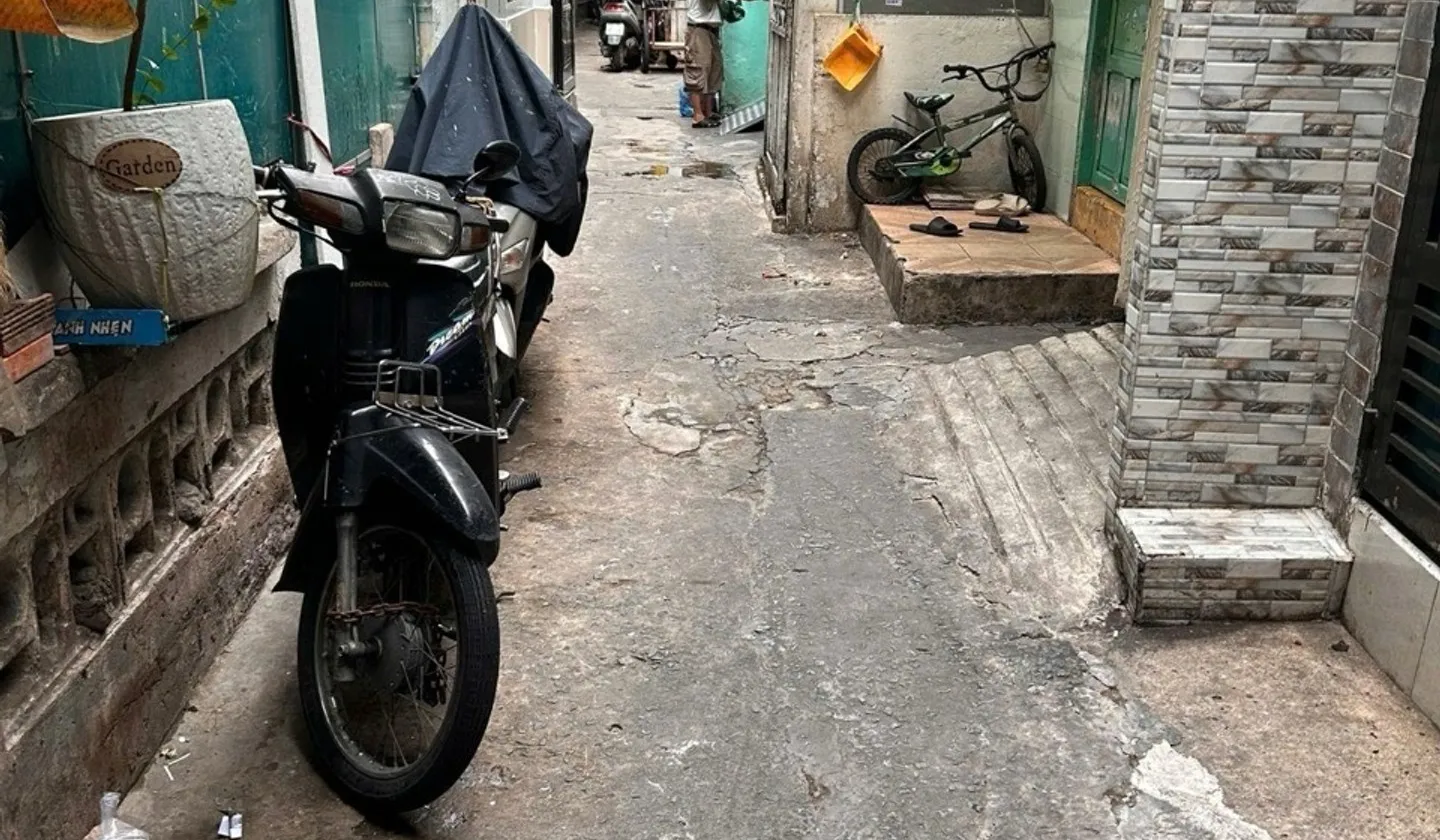 Nhà đẹp tặng đất, trung tâm Lý Thái Tổ tiện nghi... Bán nhà riêng tại Vườn Lài, Hồ Chí Minh 01