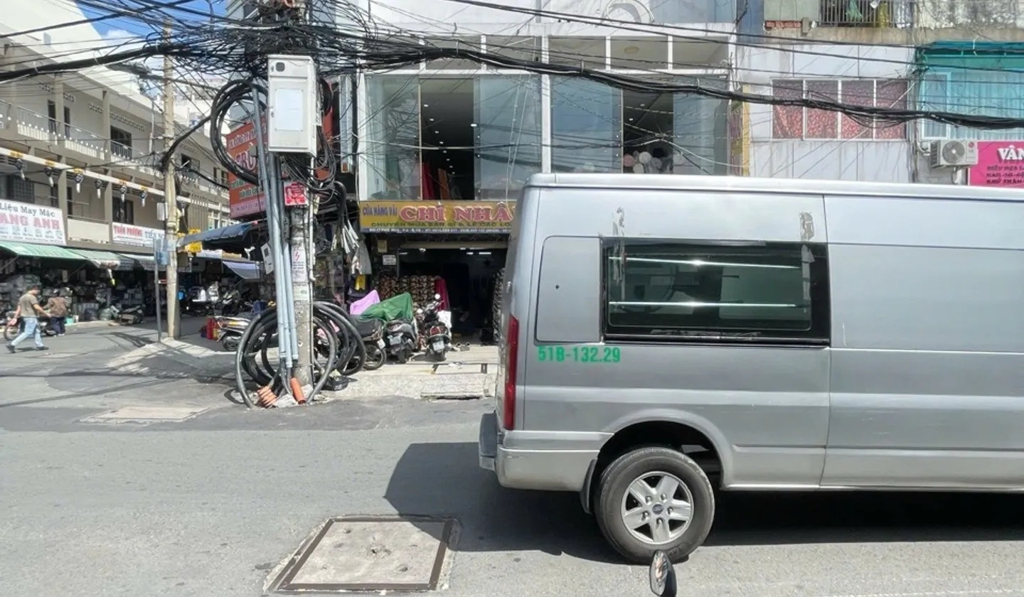 Bán nhà mặt phố 2 tầng, mặt tiền 8m tại Phú Hòa, giá 106 tỷ... Bán nhà mặt phố tại Tân Hòa, Hồ Chí Minh 01