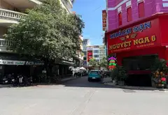 Khách sạn cao cấp khu VIP Phú Nhuận, thu nhập 200 triệu/tháng... Bán nhà riêng tại Cầu Kiệu, Hồ Chí Minh 01