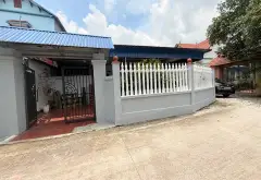 🔥 NHỈNH 3 TỶ – SỞ HỮU NGAY LÔ GÓC 350M² CÓ NHÀ ĐẸP! 🏡

🌟 Nhà 1 tầng hiện đại – lô góc 2 mặt thoá... Bán nhà riêng tại Yên Dũng, Bắc Ninh 01