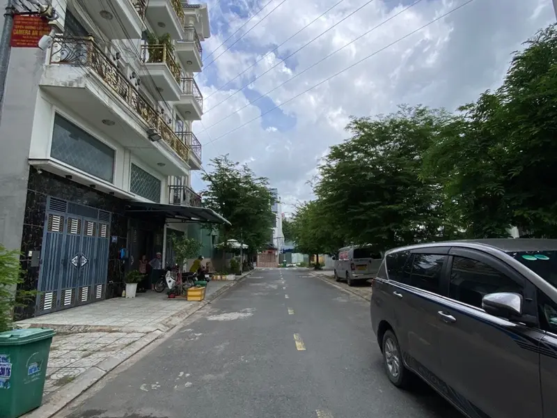 🌳 SỐNG GIỮA KHU DÂN CƯ XANH – HẺM 8M – GIÁP GÒ VẤP
Một căn nhà dành cho khách thích khu vực yên tĩ... Bán nhà riêng tại Thới An, Hồ Chí Minh 01