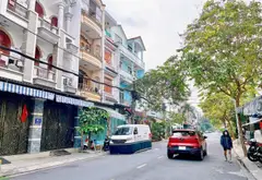 ❤️‍🔥 CHDV 6 TẦNG KHU SÂN BAY – NGANG 6.7M – THU GẦN 100TR/THÁNG (422)

🏢 6.7x23m • 14 phòng • chu... Bán nhà riêng tại Tân Sơn Nhất, Hồ Chí Minh 02