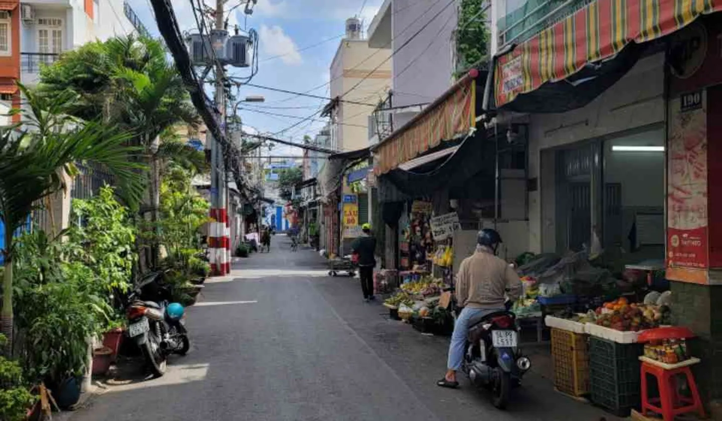 Bán nhà mặt phố rộng 5,2m, 3 tầng, gần chợ Nghĩa Phát Quận Tân Bình... Bán nhà mặt phố tại Tân Sơn Nhất, Hồ Chí Minh 01