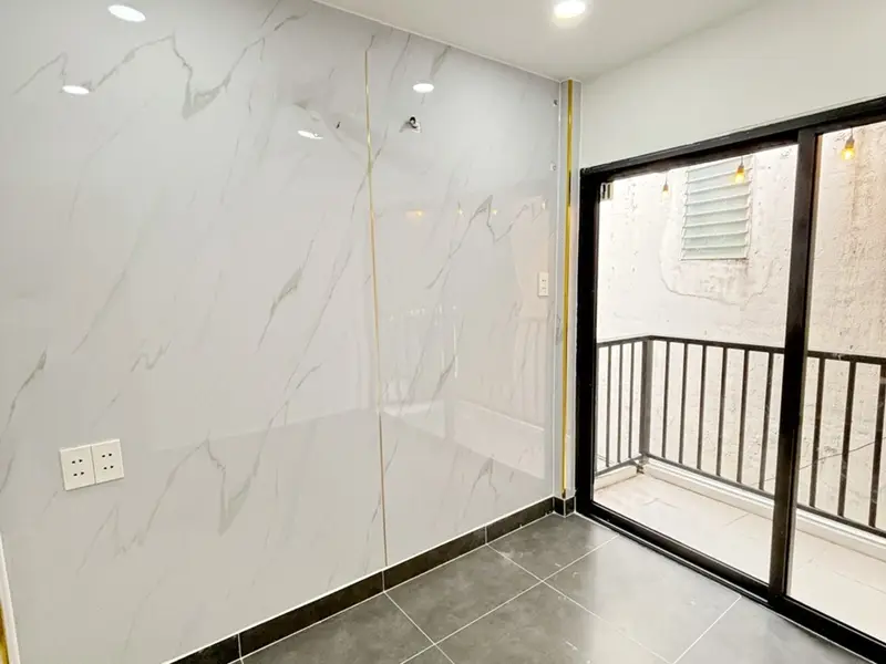 Nhà riêng 2 tầng, 2 phòng ngủ, hẻm yên tĩnh tại Hàng Xanh, TP.HCM... Bán nhà riêng tại Bình Thạnh, Hồ Chí Minh 01