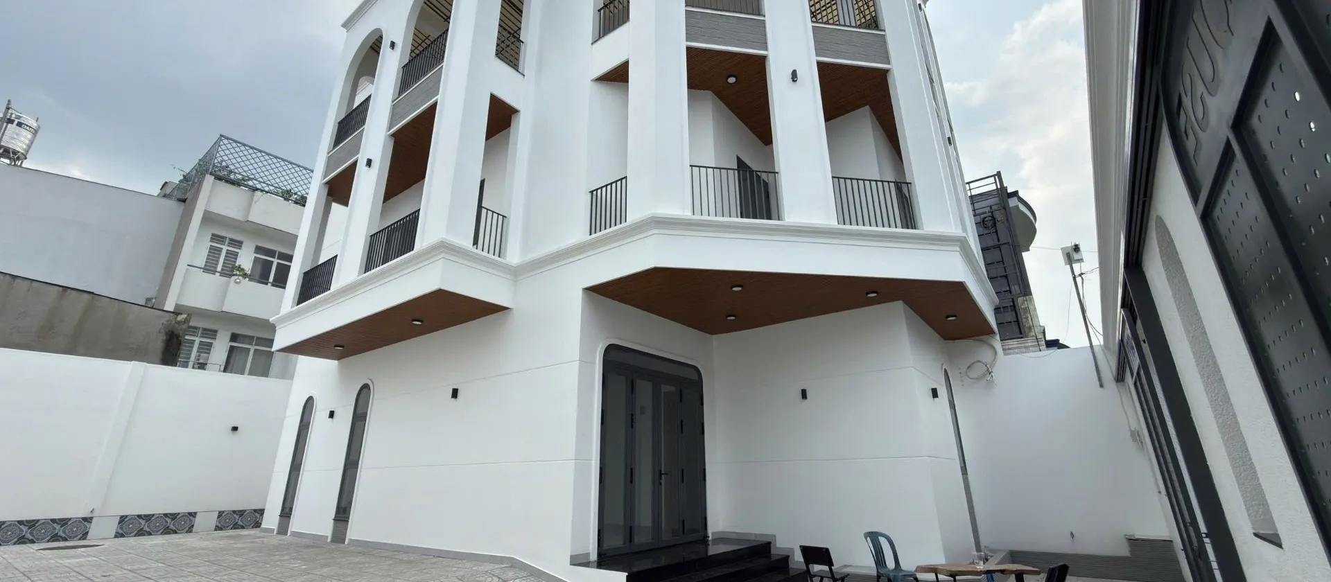 Nhà Bình Tân rộng 212m2, 3 tầng, giá 20 tỷ siêu hút khách... Bán nhà riêng tại Bình Hưng Hòa, Hồ Chí Minh 01