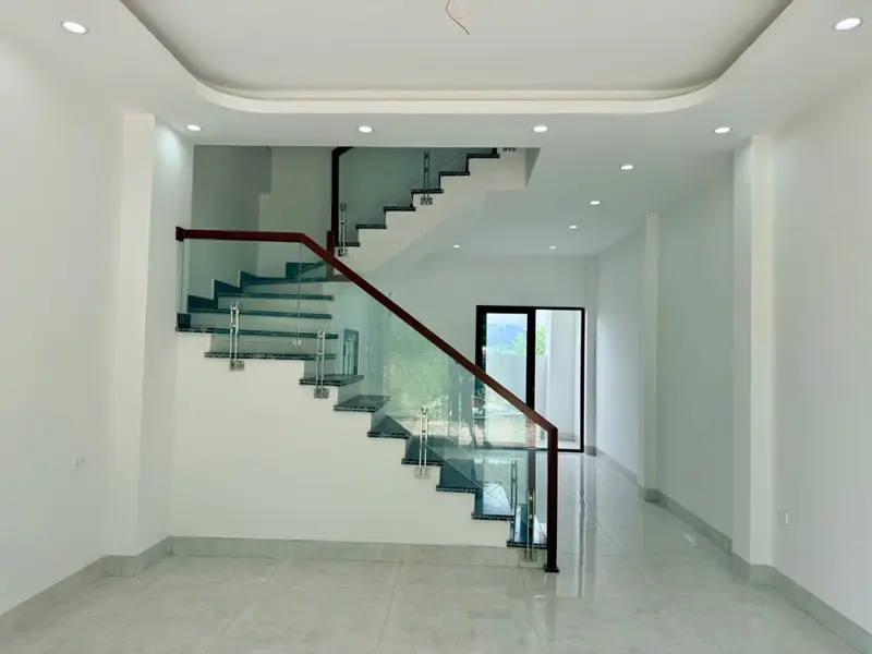 Bán nhà 3 tầng, diện tích 51,4m2 tại khu dân cư đông đúc... Bán nhà riêng tại Hà Lầm, Quảng Ninh 01