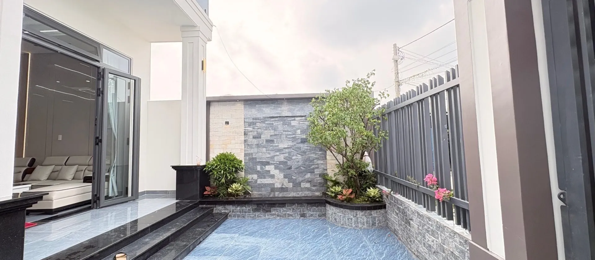 Bán nhà 2 tầng 4 phòng ngủ tại Đông Thạnh, Hóc Môn giá 7.5 tỷ... Bán nhà riêng tại Đông Thạnh, Hồ Chí Minh 01
