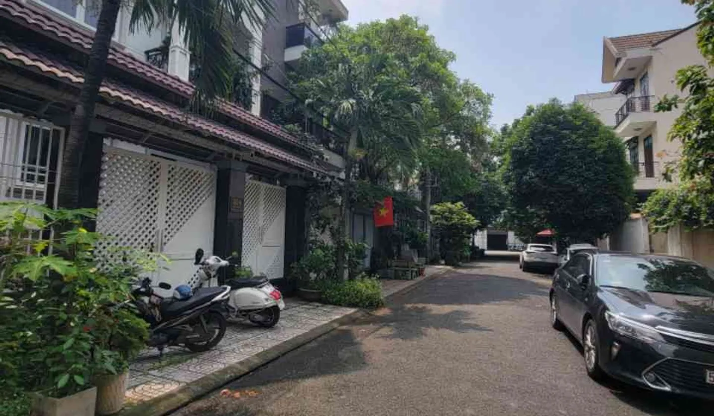 Biệt thự mini đẳng cấp ngay trung tâm, đối diện công viên xanh mát... Bán nhà riêng tại Đông Hưng Thuận, Hồ Chí Minh 01