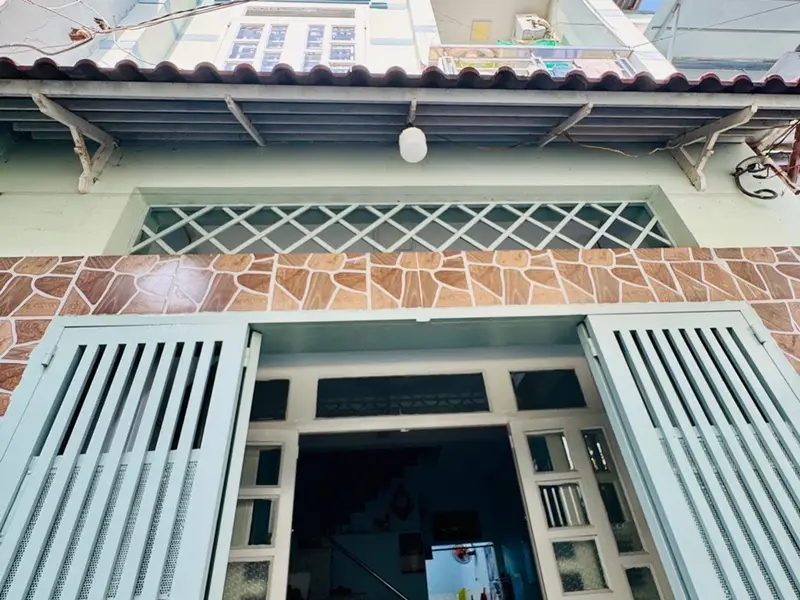 Bán nhà 4 tầng kiên cố, 5 phòng ngủ tại khu vực Nguyễn Thị Tần... Bán nhà riêng tại Chánh Hưng, Hồ Chí Minh 01