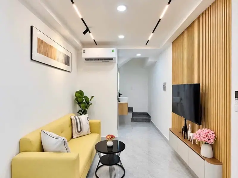 Bán nhà gần mặt tiền khu vip Phan Xích Long - 2 phòng ngủ 5 tầng btct sân thượng giá chỉ 3.x tỷ... Bán nhà riêng tại Cầu Kiệu, Hồ Chí Minh 01