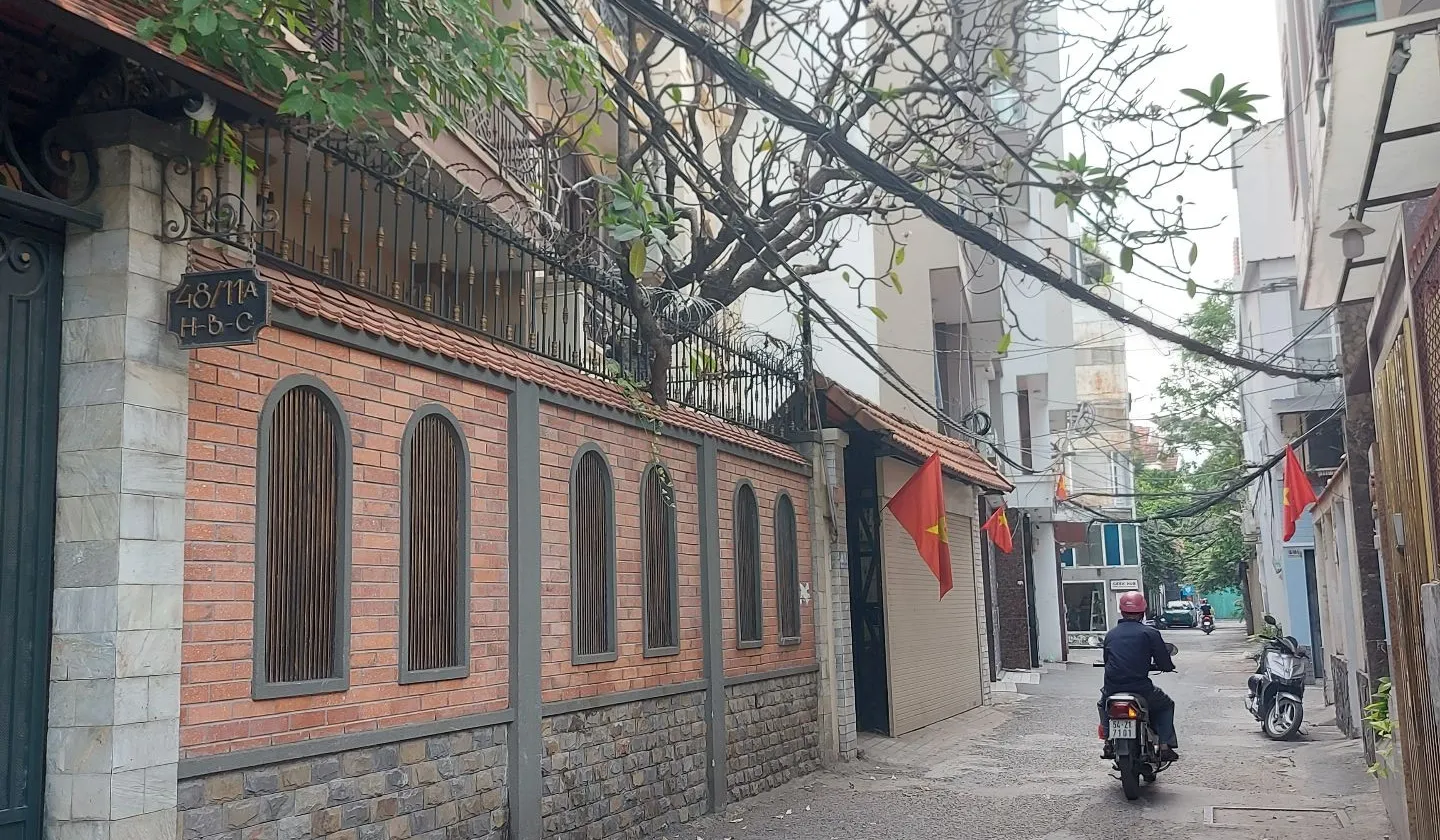 Khu vực hiếm nhà bán vì là trung tâm. Với 9pn khép kín. Nhà mới đẹp. Chủ muốn người Mua duy hđ thuê... Bán chung cư mini tại Phú Nhuận, Hồ Chí Minh 01