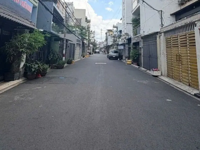 Kề Nguyễn Sơn, đường xe tải né, 60m2, sổ vuông vức không lỗi phong thủy, tiện xây mới, giá 8Đ hơn (... Bán nhà mặt phố tại Phú Thạnh, Hồ Chí Minh 01